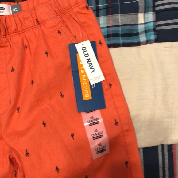 Old navy board shorts 14-16 - Picture 3 of 4